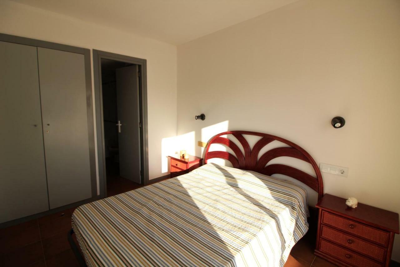 Global Immo 3330 Royal Marina I Tramuntana 4-10 Apartment Roses Ngoại thất bức ảnh