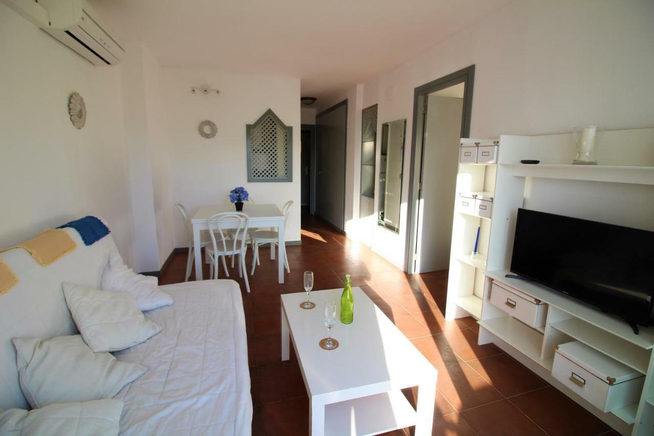 Global Immo 3330 Royal Marina I Tramuntana 4-10 Apartment Roses Ngoại thất bức ảnh