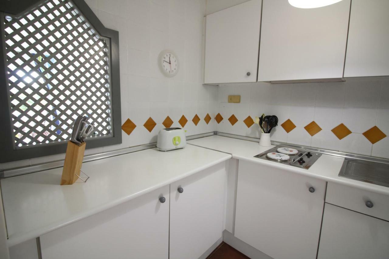 Global Immo 3330 Royal Marina I Tramuntana 4-10 Apartment Roses Ngoại thất bức ảnh